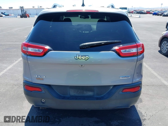 2017 Jeep Cherokee Latitude with VIN 1C4PJMCB1HD213964, listed as a IAAI auction lot 42263437 with 105,618 mi miles and . Bid and sale history available at DreamBid. Image 18.