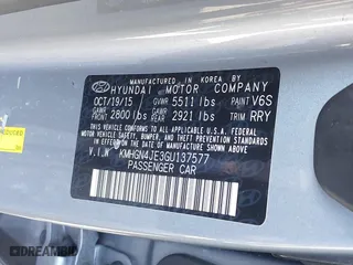 2016 Hyundai Genesis 3.8L with VIN KMHGN4JE3GU137577, listed as a IAAI auction lot 41599851 with 158,011 mi miles. Bid and sale history available at carsss.com. Image 9.