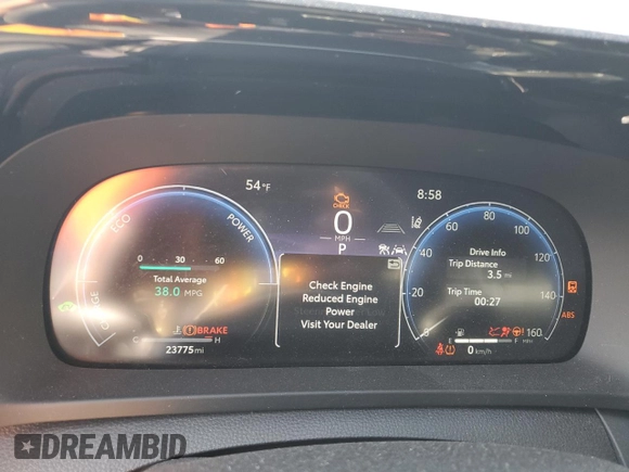 2024 Toyota Crown XLE z VIN JTDAAAAFXR3019516, wystawiony jako Copart lot #53822055 z przebiegiem 23 775 mil mil oraz Szkoda całkowita • Salvage title. Historia ofert i sprzedaży dostępna na DreamBid. Obrazek 9.