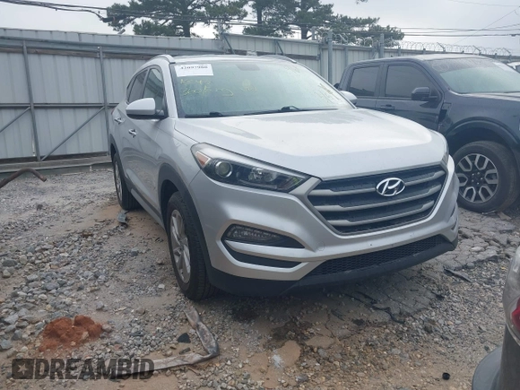 2017 Hyundai Tucson SE with VIN KM8J3CA44HU585714, listed as a IAAI auction lot 42097980 with 96,483 mi miles. Bid and sale history available at carsss.com. Image 1.