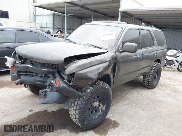 1998 Toyota 4Runner SR5 z VIN JT3GN86R3W0082047, wystawiony jako IAAI lot #42030018 z przebiegiem 259 894 mil mil oraz . Historia ofert i sprzedaży dostępna na DreamBid. Obrazek 16.