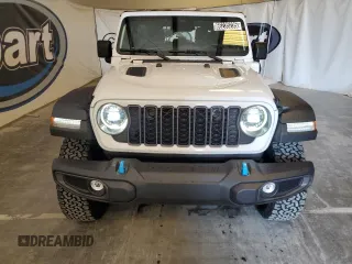 2025 Jeep Wrangler Rubicon with VIN 1C4RJXR65SW602574, listed as a Copart auction lot 66235235 with 3,151 mi miles and Clean title. Bid and sale history available at DreamBid. Image 5.