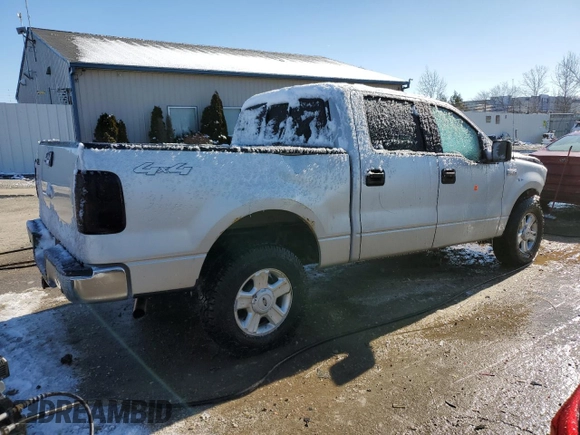 2004 Ford F-150 XLT with VIN 1FTPW14574KD11699, listed as a Copart auction lot 45284345 with 262,186 mi miles and Non Repairable. Bid and sale history available at carsss.com. Image 3.