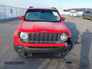 2015 Jeep Renegade Latitude with VIN ZACCJABT6FPB23098, listed as a IAAI auction lot 41538866 with 111,107 mi miles. Bid and sale history available at carsss.com. Image 12.