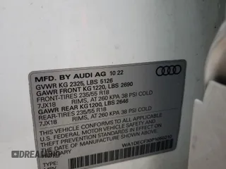 2023 Audi Q3 S line Premium z VIN WA1DECF30P1050210, wystawiony jako Copart lot #47090485 z przebiegiem 47 076 mil mil oraz Szkody całkowita. Historia ofert i sprzedaży dostępna na DreamBid. Obrazek 14.