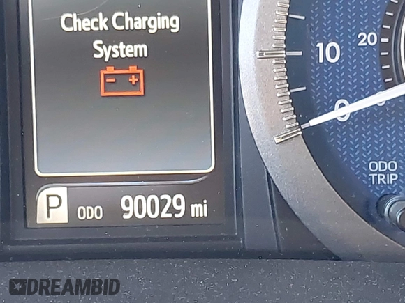 2018 Toyota Sienna XLE Auto Access Seat with VIN 5TDYZ3DC9JS910954, listed as a IAAI auction lot 42508405 with 90,029 mi miles and . Bid and sale history available at DreamBid. Image 16.