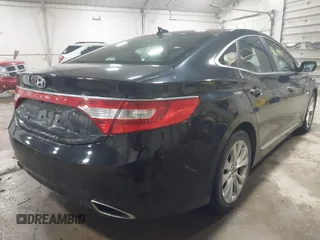 2013 Hyundai Azera z VIN KMHFG4JG4DA218608, wystawiony jako IAAI lot #41601792 z przebiegiem 101 846 mil mil oraz . Historia ofert i sprzedaży dostępna na DreamBid. Obrazek 4.