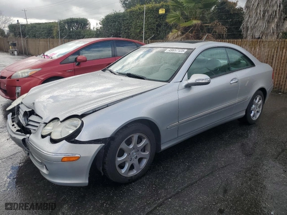 2004 Mercedes-Benz CLK-Class 3.2L with VIN WDBTJ65J04F096387, listed as a Copart auction lot 49657125 with 170,697 mi miles and Salvage Title. Bid and sale history available at carsss.com. Image 1.