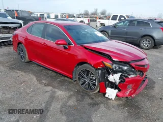 2023 Toyota Camry SE z VIN 4T1G11AK2PU161742, wystawiony jako IAAI lot #41650976 z przebiegiem 40 777 mil mil oraz . Historia ofert i sprzedaży dostępna na DreamBid. Obrazek 1.