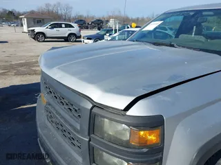 2014 Chevrolet Silverado 1500 Work Truck with VIN 1GCNCPEH3EZ183532, listed as a IAAI auction lot 41401385 with 198,965 mi miles. Bid and sale history available at carsss.com. Image 19.