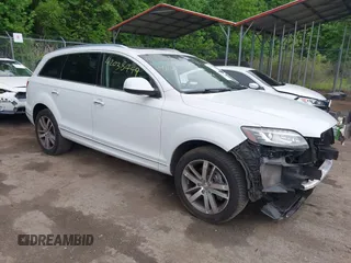 2015 Audi Q7 Premium Plus with VIN WA1LGAFE7FD027337, listed as a IAAI auction lot 42182400 with 82,269 mi miles and . Bid and sale history available at DreamBid. Image 1.