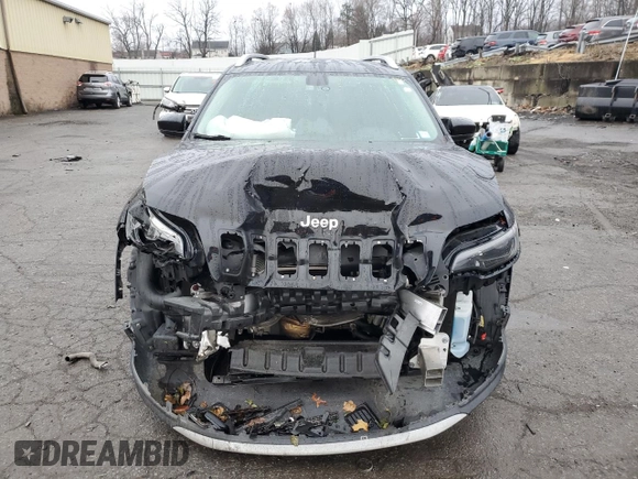 2020 Jeep Cherokee Limited with VIN 1C4PJMDX3LD562210, listed as a Copart auction lot 82904974 with 101,022 mi miles and Non repairable. Bid and sale history available at DreamBid. Image 5.