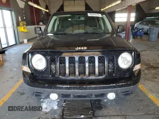 2017 Jeep Patriot Sport SE with VIN 1C4NJPBAXHD146170, listed as a Copart auction lot 46044275 with 164,663 mi miles and Clean Title. Bid and sale history available at carsss.com. Image 5.