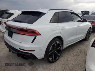 2022 Audi RS Q8 z VIN WU1ARBF16ND010895, wystawiony jako Copart lot #75917274 z przebiegiem Nie podano mil oraz Nie do naprawy • Non repairable. Historia ofert i sprzedaży dostępna na DreamBid. Obrazek 3.