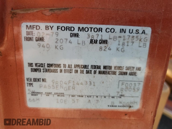 1979 Ford Mustang z VIN 9R04F144331, wystawiony jako Copart lot #76079874 z przebiegiem 87 971 mil mil oraz Czysty tytuł • Clean title. Historia ofert i sprzedaży dostępna na DreamBid. Obrazek 13.