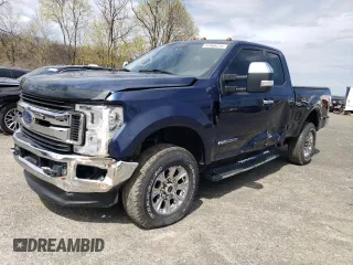 2019 Ford Super Duty F-250 SRW XL with VIN 1FT7X2BT2KEG35806, listed as a Copart auction lot 51968215 with 29,233 mi miles and Salvage Title. Bid and sale history available at carsss.com. Image 1.