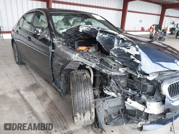 2019 BMW 5 Series 530e with VIN WBAJA9C50KB254535, listed as a IAAI auction lot 41094049 with 57,874 mi miles and . Bid and sale history available at DreamBid. Image 6.