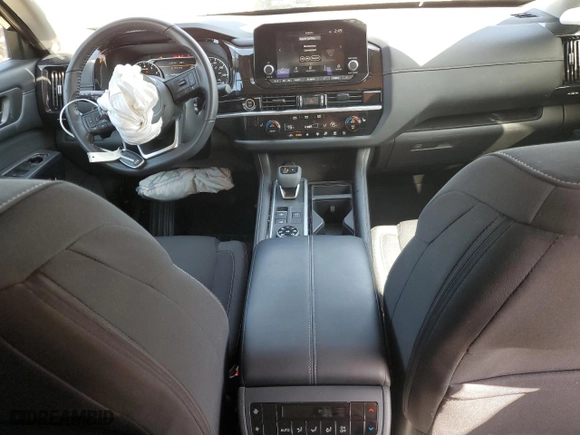 2024 Nissan Pathfinder SV with VIN 5N1DR3BC5RC241608, listed as a Copart auction lot 72323434 with 4,706 mi miles and Salvage Title. Bid and sale history available at carsss.com. Image 8.