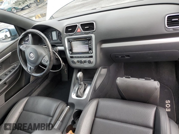 2013 Volkswagen Eos Komfort with VIN WVWBW8AH9DV007077, listed as a Copart auction lot 80254434 with 87,620 mi miles and Salvage Title. Bid and sale history available at DreamBid. Image 8.