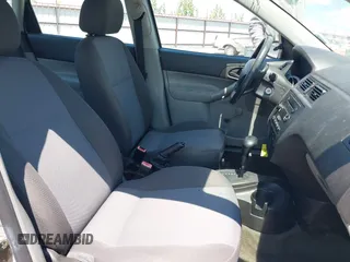 2007 Ford Focus S z VIN 1FAFP34N57W109953, wystawiony jako IAAI lot #42225399 z przebiegiem Nie podano mil oraz . Historia ofert i sprzedaży dostępna na DreamBid. Obrazek 5.