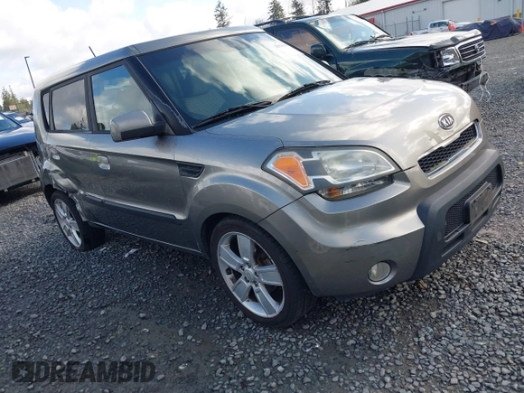 2010 Kia Soul + with VIN KNDJT2A28A7047275, listed as a IAAI auction lot 42013630 with 110,734 mi miles. Bid and sale history available at carsss.com. Image 1.
