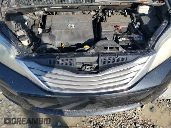 2012 Toyota Sienna XLE AAS z VIN 5TDYK3DC1CS220347, wystawiony jako Copart lot #65015615 z przebiegiem 168 629 mil mil oraz Szkoda całkowita • Salvage title. Historia ofert i sprzedaży dostępna na DreamBid. Obrazek 12.