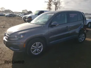 2012 Volkswagen Tiguan S with VIN WVGAV7AX7CW002660, listed as a Copart auction lot 86016034 with 185,938 mi miles and Salvage title. Bid and sale history available at DreamBid. Image 1.
