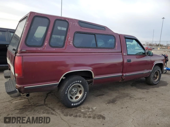 1996 Chevrolet Silverado 1500 with VIN 1GCEC14MXTZ216468, listed as a Copart auction lot 44138675 with 199,527 mi miles and Clean Title. Bid and sale history available at DreamBid. Image 3.