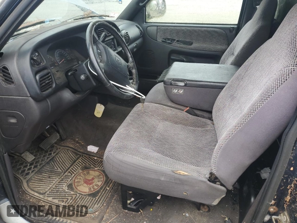 2001 Dodge 1500 with VIN 1B7HC16Y31S208991, listed as a Copart auction lot 49591855 with 147,922 mi miles and Clean title. Bid and sale history available at DreamBid. Image 7.
