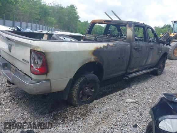 2014 Ram 2500 Tradesman с VIN 3C6UR5HJ3EG173684, выставлен на аукционе IAAI как лот 42531859 с пробегом Не указан миль и . История ставок и продаж доступна на DreamBid. Изображение 4.