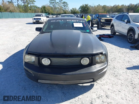 2005 Ford Mustang Deluxe with VIN 1ZVFT80N655136118, listed as a IAAI auction lot 41811969 with 104,071 mi miles. Bid and sale history available at carsss.com. Image 12.