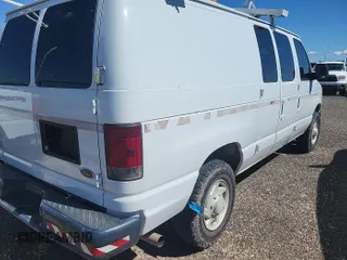 2008 Ford Econoline Cargo Commercial z VIN 1FTNE24L98DA83102, wystawiony jako IAAI lot #42455905 z przebiegiem 185 727 mil mil oraz . Historia ofert i sprzedaży dostępna na DreamBid. Obrazek 5.