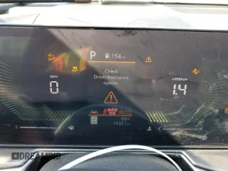 2025 Kia Sorento S z VIN 5XYRL4JC4SG321227, wystawiony jako Copart lot #52421925 z przebiegiem 14 351 mil mil oraz Szkoda całkowita • Salvage title. Historia ofert i sprzedaży dostępna na DreamBid. Obrazek 9.