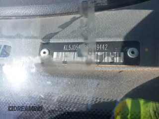 2008 Suzuki Forenza z VIN KL5JD56ZX8K849442, wystawiony jako IAAI lot #41323995 z przebiegiem 116 304 mil mil oraz . Historia ofert i sprzedaży dostępna na DreamBid. Obrazek 9.