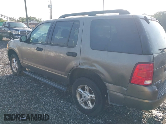 2005 Ford Explorer XLT with VIN 1FMZU73EX5UB57963, listed as a IAAI auction lot 42746723 with 295,560 mi miles and . Bid and sale history available at DreamBid. Image 6.