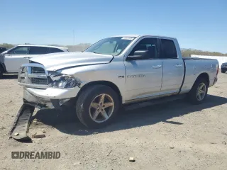 2012 Ram 1500 Lone Star z VIN 1C6RD7GT4CS107783, wystawiony jako Copart lot #54823385 z przebiegiem 153 371 mil mil oraz Czysty tytuł • Clean title. Historia ofert i sprzedaży dostępna na DreamBid. Obrazek 1.