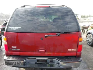 2003 GMC Yukon SLT with VIN 1GKEK13Z73R199374, listed as a IAAI auction lot 41840225 with 230,235 mi miles. Bid and sale history available at carsss.com. Image 16.