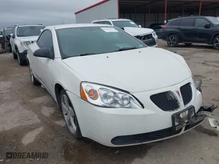 2007 Pontiac G6 GT with VIN 1G2ZH351674151077, listed as a IAAI auction lot 41946215 with 187,449 mi miles. Bid and sale history available at carsss.com. Image 1.