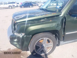 2008 Jeep Patriot Limited with VIN 1J8FF48W38D600811, listed as a IAAI auction lot 41417852 with 84,574 mi miles and . Bid and sale history available at DreamBid. Image 6.