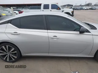 2020 Nissan Altima 2.5 SR with VIN 1N4BL4CV7LC203443, listed as a IAAI auction lot 41609125 with 78,195 mi miles. Bid and sale history available at carsss.com. Image 13.