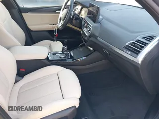 2023 BMW X3 sDrive30i z VIN 5UX43DP00P9S59680, wystawiony jako IAAI lot #42018453 z przebiegiem Nie podano mil oraz . Historia ofert i sprzedaży dostępna na DreamBid. Obrazek 5.
