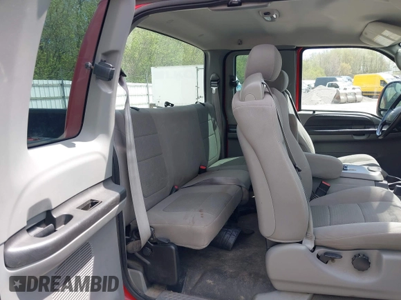 2005 Ford Super Duty F-250 XL with VIN 1FTSX21P65EA38063, listed as a IAAI auction lot 42159568 with 225,036 mi miles. Bid and sale history available at carsss.com. Image 8.