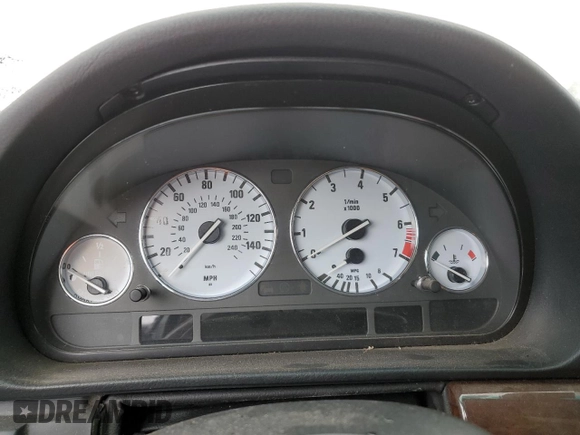 2001 BMW 7 Series 740i with VIN WBAGG83481DN84968, listed as a Copart auction lot 82552834 with Not provided miles and Non repairable. Bid and sale history available at DreamBid. Image 9.