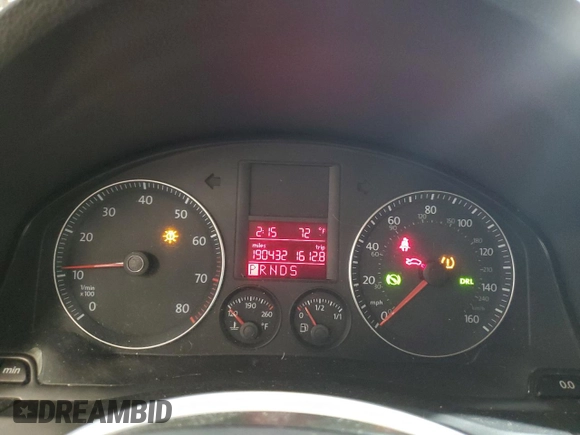2008 Volkswagen Jetta Wolfsburg Edition with VIN 3VWRJ71K48M123206, listed as a Copart auction lot 66570624 with 190,432 mi miles and Salvage title. Bid and sale history available at DreamBid. Image 9.