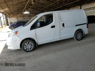 2017 Nissan NV200 SV z VIN 3N6CM0KN4HK705427, wystawiony jako Copart lot #59942555 z przebiegiem Nie podano mil oraz Szkoda całkowita • Salvage title. Historia ofert i sprzedaży dostępna na DreamBid. Obrazek 1.