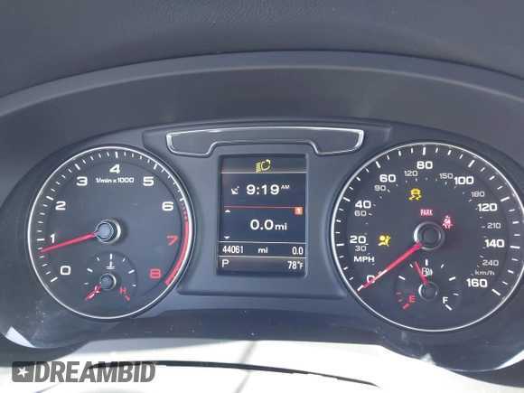 2017 Audi Q3 with VIN WA1FCCFS0HR003509, listed as a IAAI auction lot 42276383 with 44,061 mi miles and . Bid and sale history available at DreamBid. Image 7.