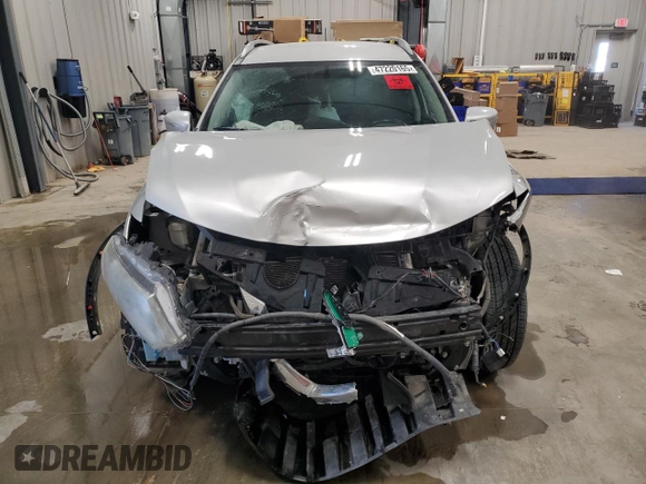 2015 Nissan Rogue SV with VIN 5N1AT2MK3FC896185, listed as a Copart auction lot 47220165 with 0 mi miles and Clean Title. Bid and sale history available at carsss.com. Image 5.