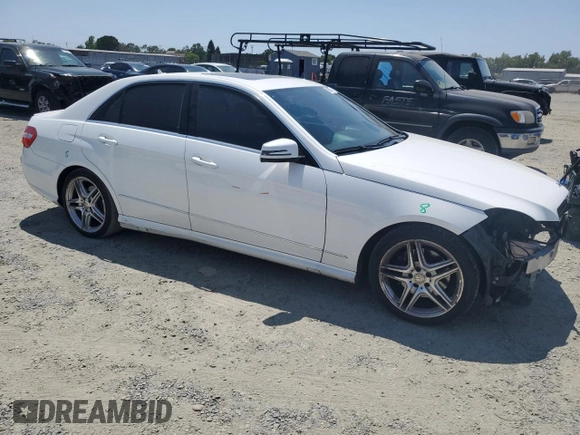 2013 Mercedes-Benz E 350 Luxury with VIN WDDHF5KB1DA664178, listed as a Copart auction lot 59930545 with 210,259 mi miles and Salvage title. Bid and sale history available at DreamBid. Image 4.