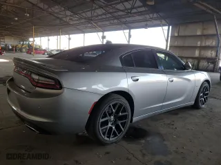 2018 Dodge Charger R/T with VIN 2C3CDXCT9JH262391, listed as a Copart auction lot 47952445 with 33,076 mi miles and Salvage Title. Bid and sale history available at carsss.com. Image 3.