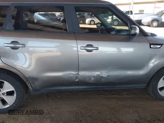 2016 Kia Soul with VIN KNDJN2A26G7334844, listed as a IAAI auction lot 41868740 with 184,985 mi miles and . Bid and sale history available at DreamBid. Image 6.